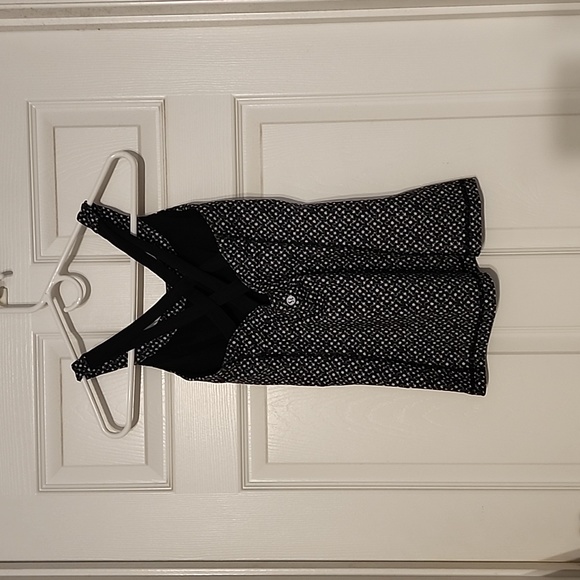 Lululemon Yoga Tank, Patterned, Shelf Bra Size 6 - Picture 2 of 3